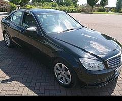 Mercedes Benz c200 Year: 2008 183.000 km 2.1 dci diesel Full leather comford grey 4x Elec windows