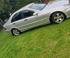 2005 Mercedes-Benz C-Class