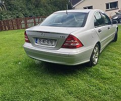 2005 Mercedes-Benz C-Class