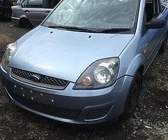 2007 Ford Fiesta