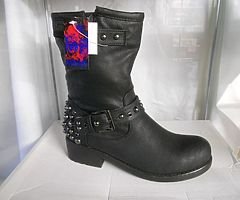 Ladies Calf Length Boot