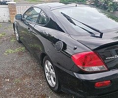 Hyundai coupe 2005 - Image 5/10