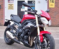 2015 Triumph Street Triple 675 ABS (5738miles)