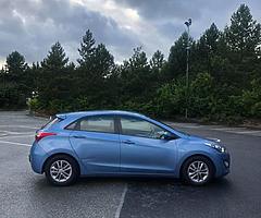 Hyundai i30 - Image 6/10