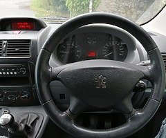 Peugeot partner 1.6 HDI 3 seats - Image 6/10