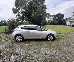 Opel Astra GTC - Image 10/10