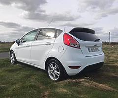 2015 Ford Fiesta 1.25 Zetec 82ps 5dr 29kms - Image 4/10