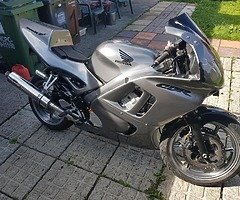 91 Honda CBR600F Custom - Image 6/10