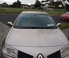 Renault Megan for sale athlone 2000 ono nct till next August 2020 1.4 petrol taxed end of August