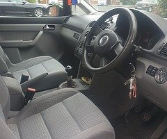 Volkswagen touran 5 seater - Image 6/9