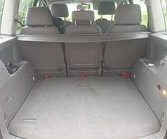 Volkswagen touran 5 seater - Image 8/9