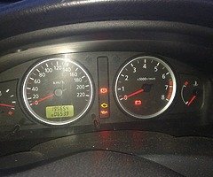 06 nissan Almera