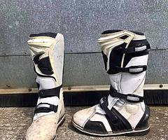 Motocross boots