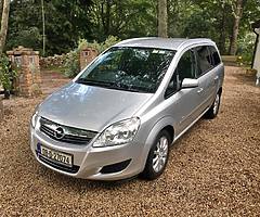 Opel zafira seven seater