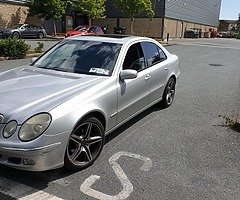 Mercedes e 200