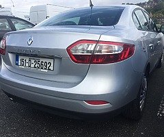 AUTOMATIC 2015 Renault fluence 1.5 diesel only 120,000klms - Image 4/7