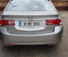 2010 Honda Accord. - Image 4/10