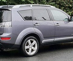 OUTLANDER WARRIOR / 4WD / 7 SEATS - Image 4/10