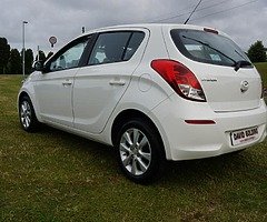 2015 Hyundai i20 Active 1.4 petrol 5 door 5 speed hi spec low price! - Image 6/10