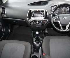 2015 Hyundai i20 Active 1.4 petrol 5 door 5 speed hi spec low price! - Image 9/10