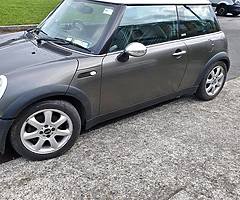 Mini 1.6 petrol ,Park line , 2006 ,manual