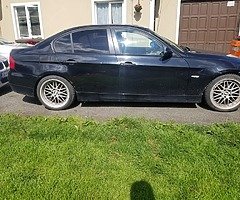 BMW 320i breaking only e90