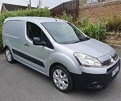 **2013 Citroen Berlingo Enterprise 1.6HDI 3 seater (Parking Sensors, Alloys, Sat nav)**