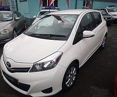 12 Toyota Yaris 1.3 vvt-i tr 