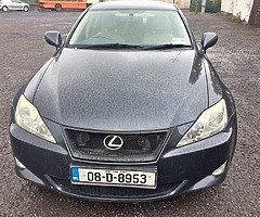 2008 lexus is220d Slight rear damage