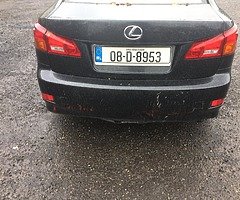 2008 lexus is220d Slight rear damage