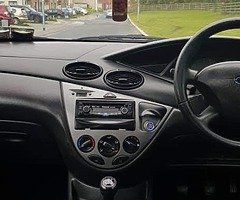 Ford Focus 2003 - Image 4/7