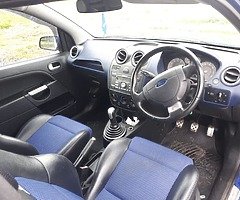 Ford Fiesta ST 2006 - Image 8/10