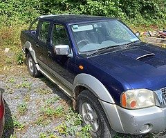 02 Nissan Navara