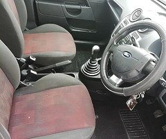 Ford fiesta 2007 - Image 4/8