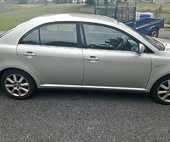 2005 toyota Avensis 0