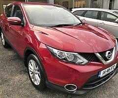 2014 Nissan Qashqai 1.5 DCi ACENTA SV+ 110bhp. 58 MPG, Road Tax only €180 NCT 03/20 Tax 03/20.