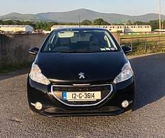 Peugeot 208 Irish car with complete serviced main dealer history