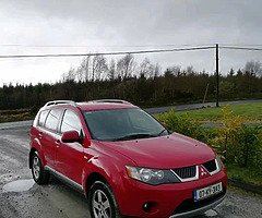 Outlander 7 seater (swaps for car/van)(offers)