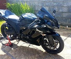 Kawasaki Ninja zx6r Black Edition 2008 low millage in Perfect Condition - Image 4/8