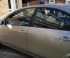 07 Nissan Primera - Image 4/5