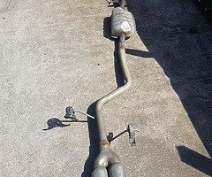 318i exhaust