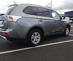 MITSUBISHI OUTLANDER 2.3 4WD 177BHP COMMERCIAL - Image 8/10