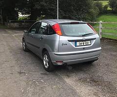 Ford Focus 1.4 - Image 6/8