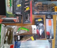 Some new pike lures and used ones 2 rods and reels