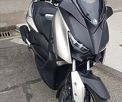 182D Yamaha XMAX 125 abs