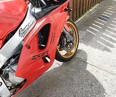 Kawasaki zx6r 1998 - Image 5/10