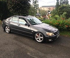 2002 lexus is 200 sport