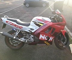 Honda cbr600f