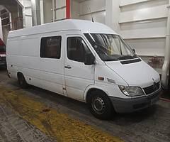 Looking lwb van