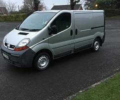 Looking vivaro traffic 2.0 M9R neecing engine are looking quick sale - Image 4/6